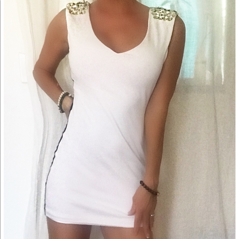 Bebe dress
